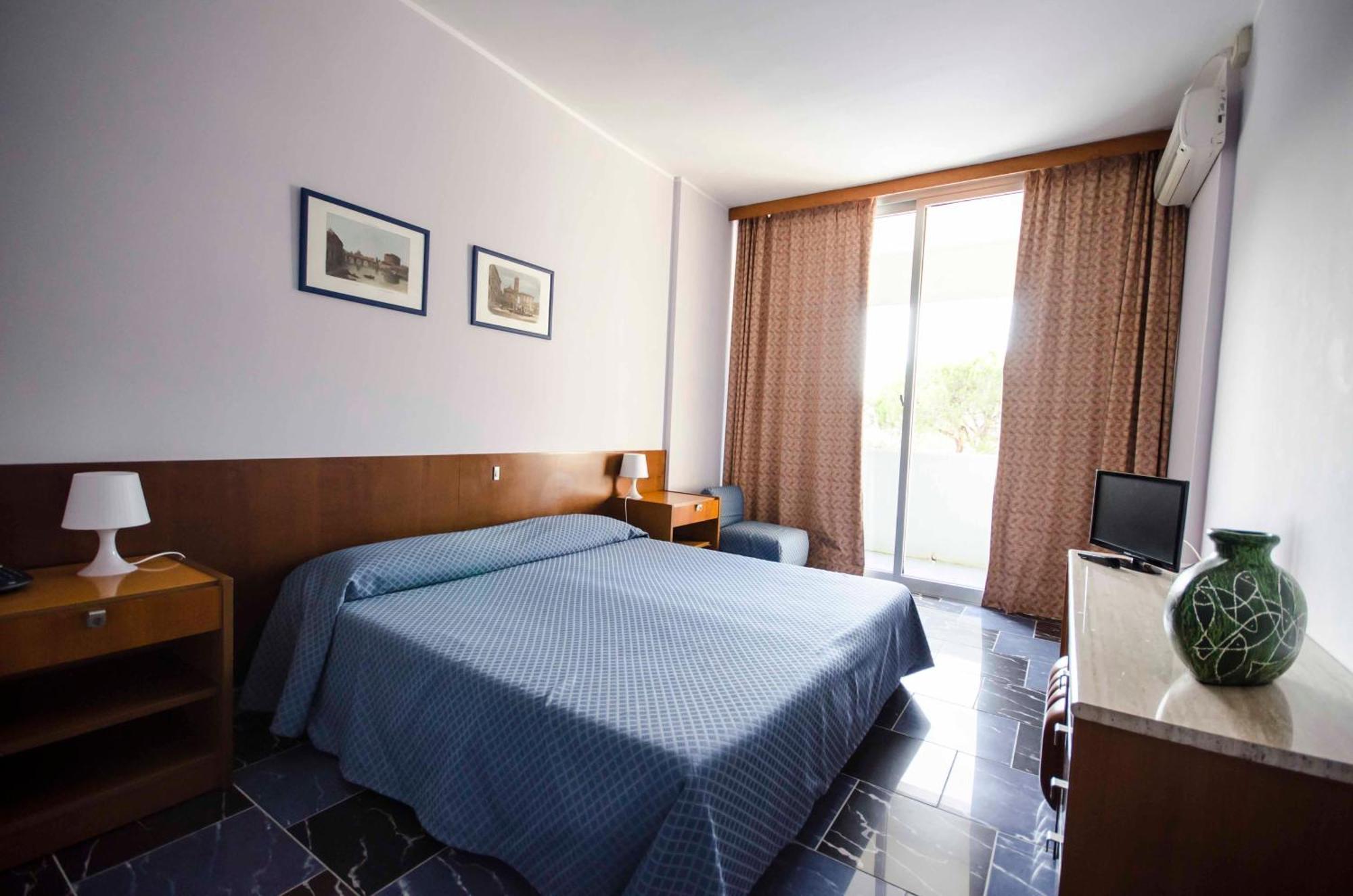 Grand Hotel Helios Tarquinia Cameră foto