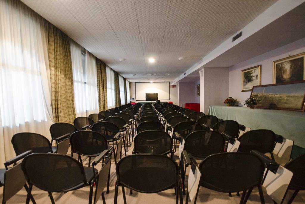 Grand Hotel Helios Tarquinia Exterior foto